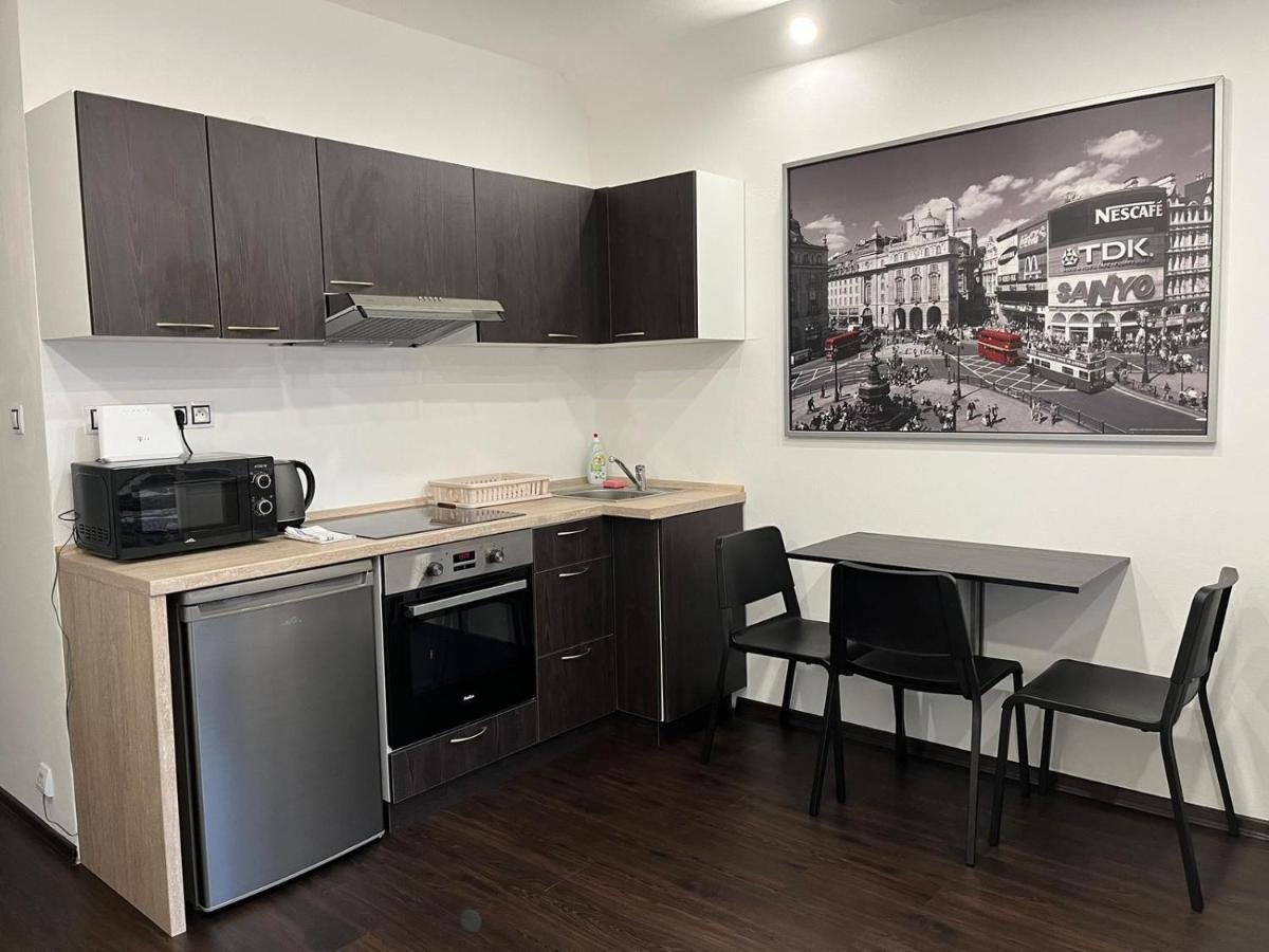 Apartment Charkovska Карловы Вары Экстерьер фото